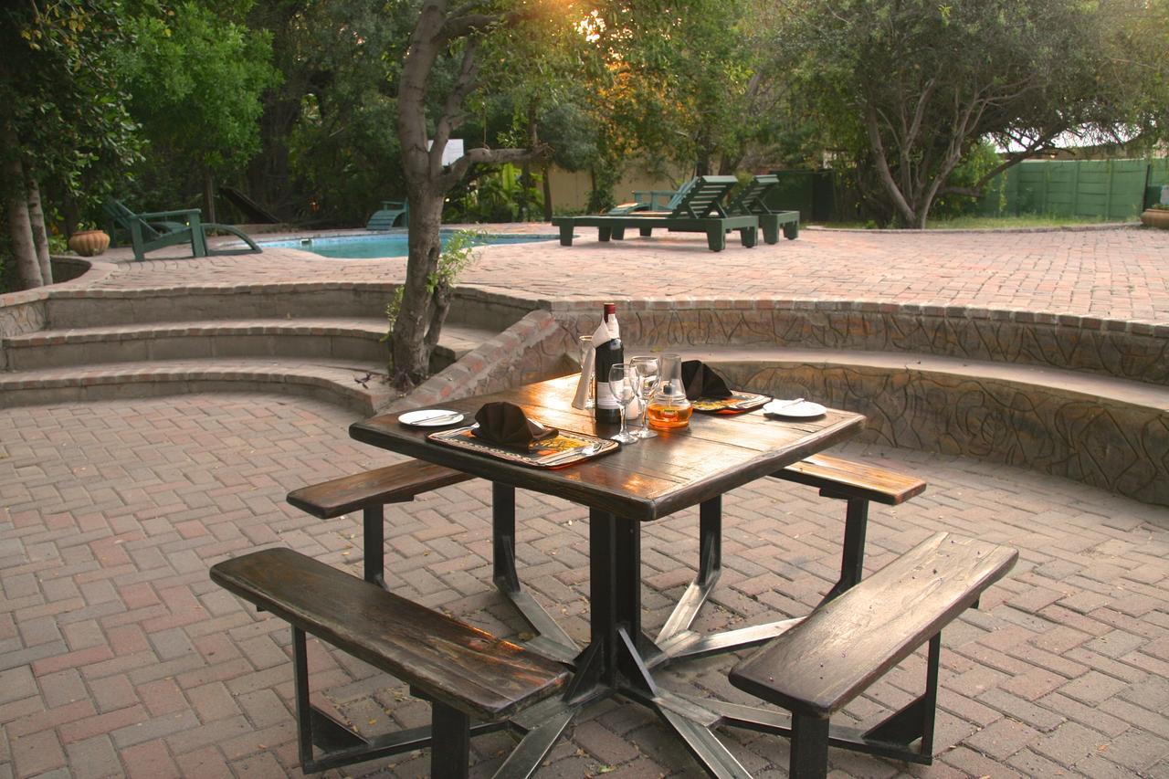 Island Safari Lodge Maun Exteriör bild